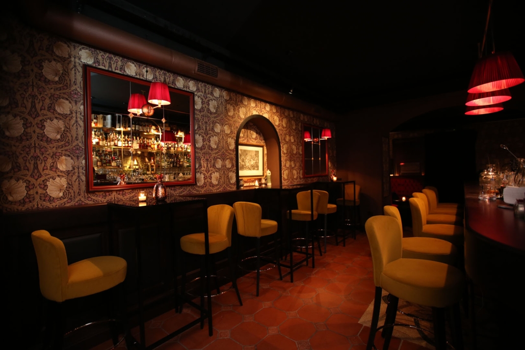Lounge Bar dettaglio sala_Metro 900 a Napoli